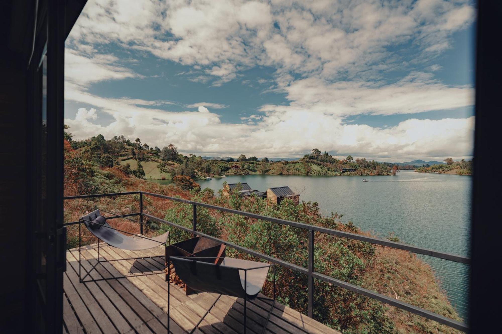 The Boato Hotel Guatape Exterior photo View of the lake from the hotel